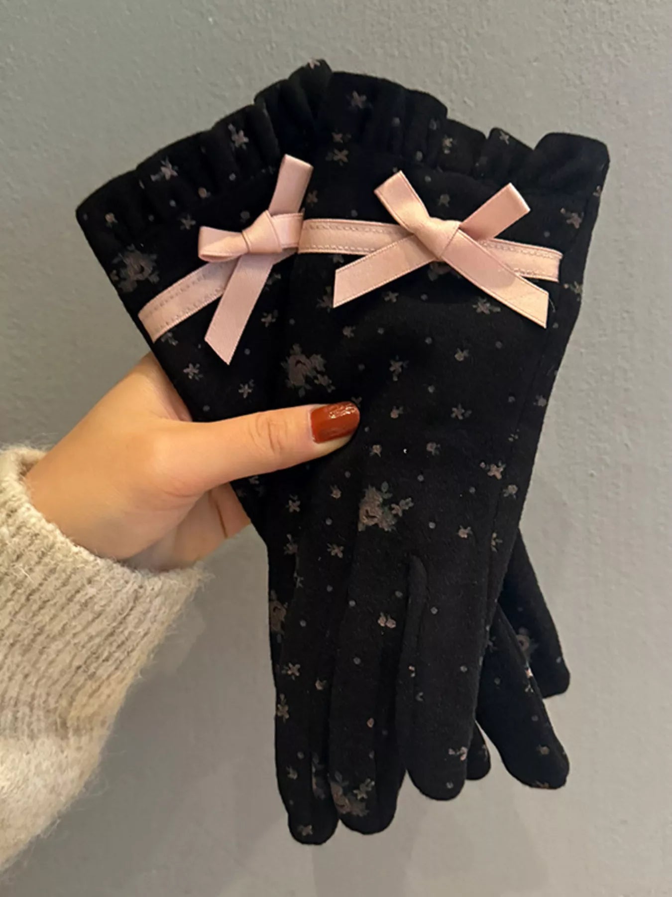 296a605fc31f4af5bdb3ef7b8204d8f6-Max-Origin