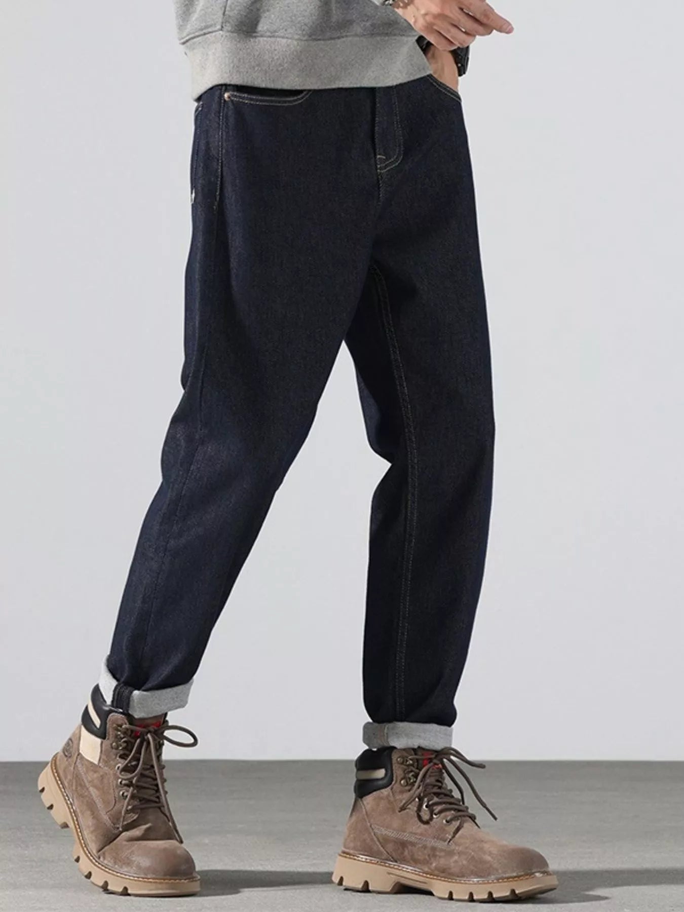 232b6996-e427-4f12-a34f-81cb1f75b230-Max-Origin