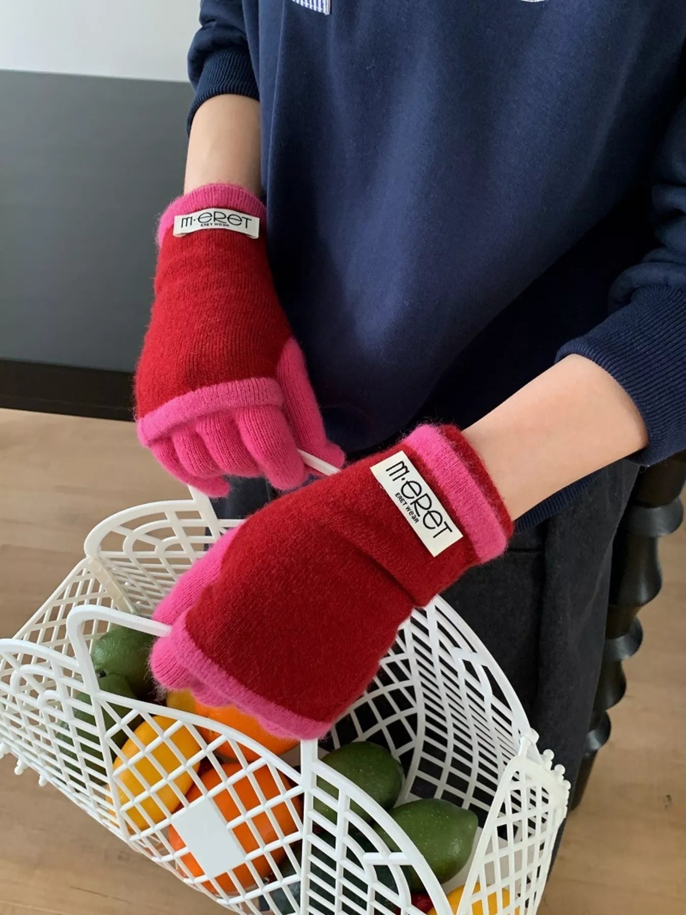 2616f6eb9d2a4568bb57015ed8220543-Max-Origin