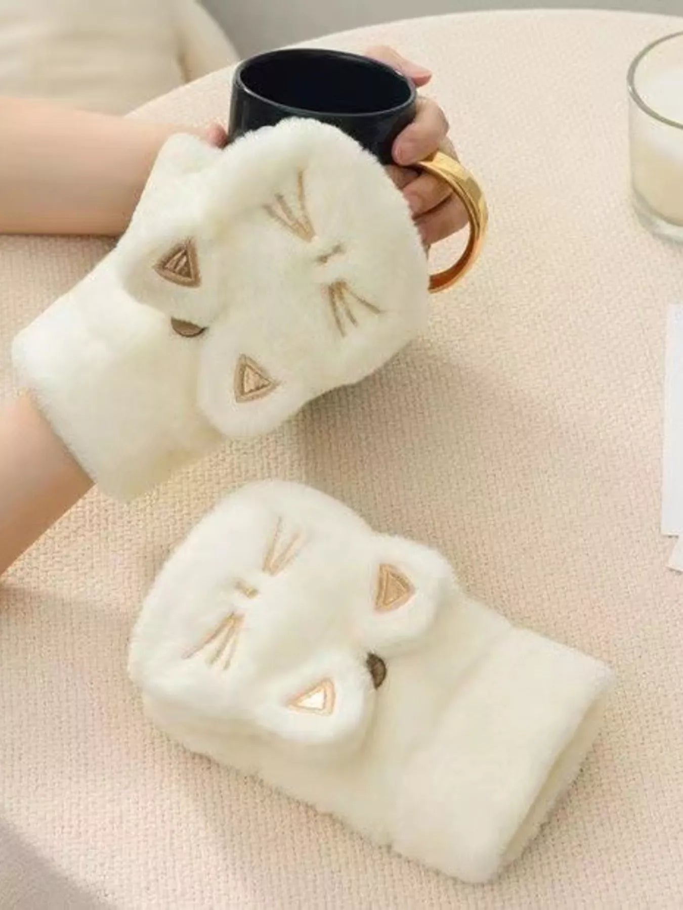 47fb4580b0ca4bafb769f8eae0e8bdf7-Max-Origin