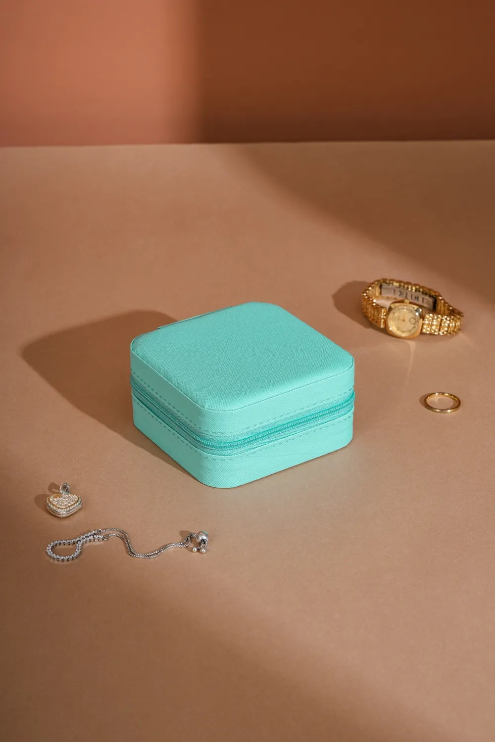 48589c5b-e5f5-4768-afd3-f4502a68ce51-Max