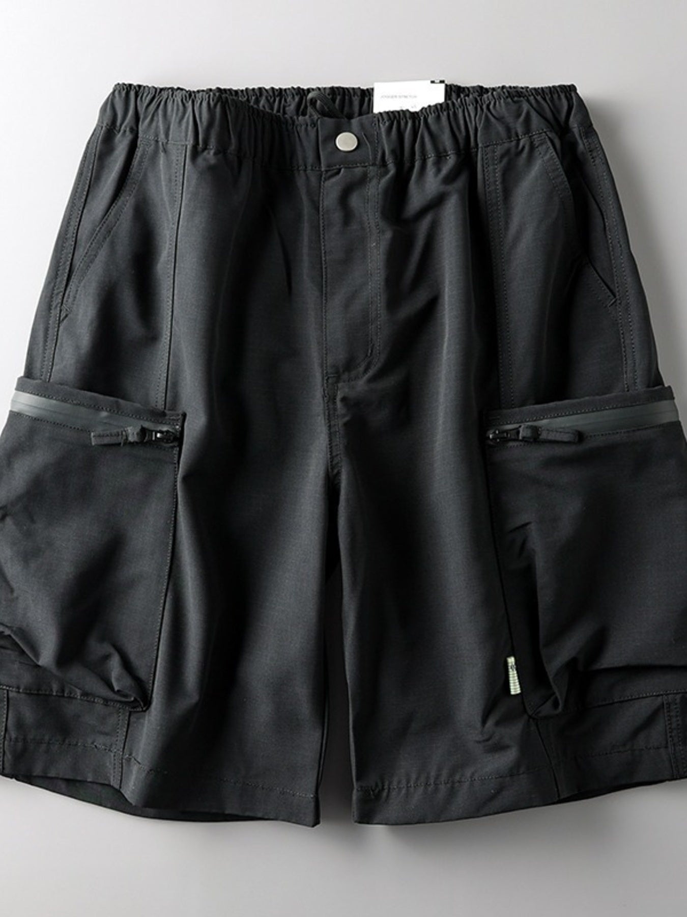 4b5ef72fbee94006bfdb30e02bb57867-Max