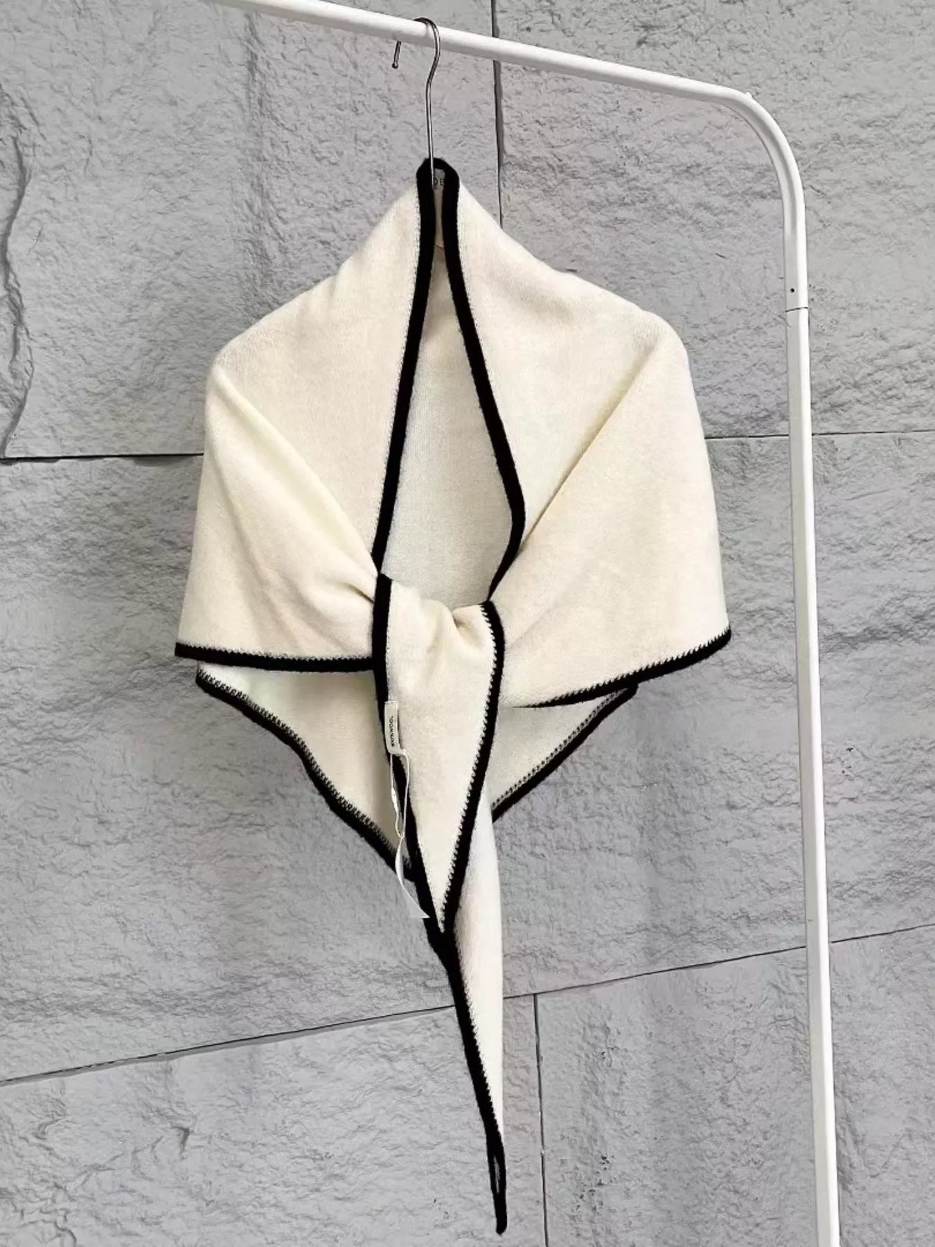 4b8da52a7fd24d82a68fb325038bd7a4-Max-Origin