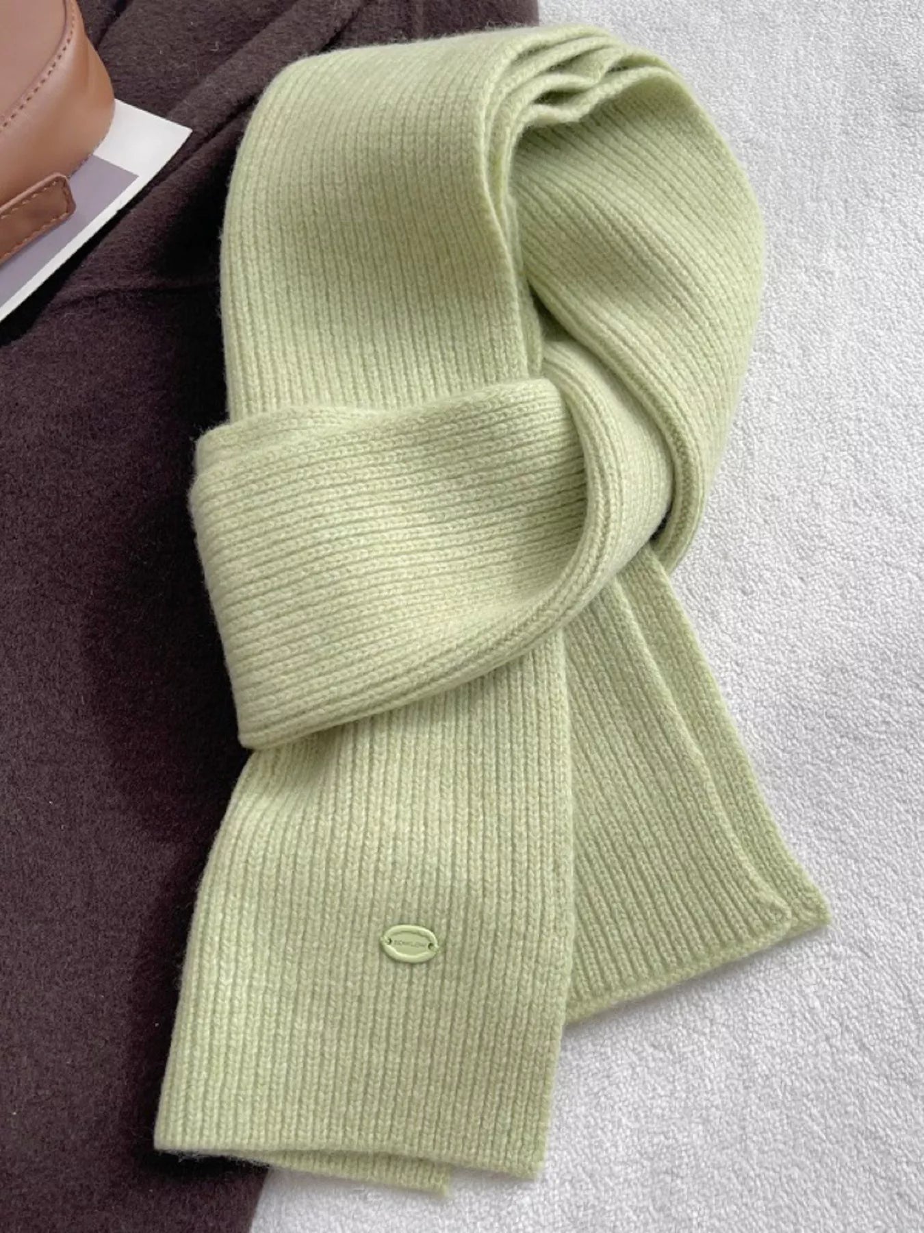 7625753a1293418fb74cbb9d69d35b7b-Max-Origin