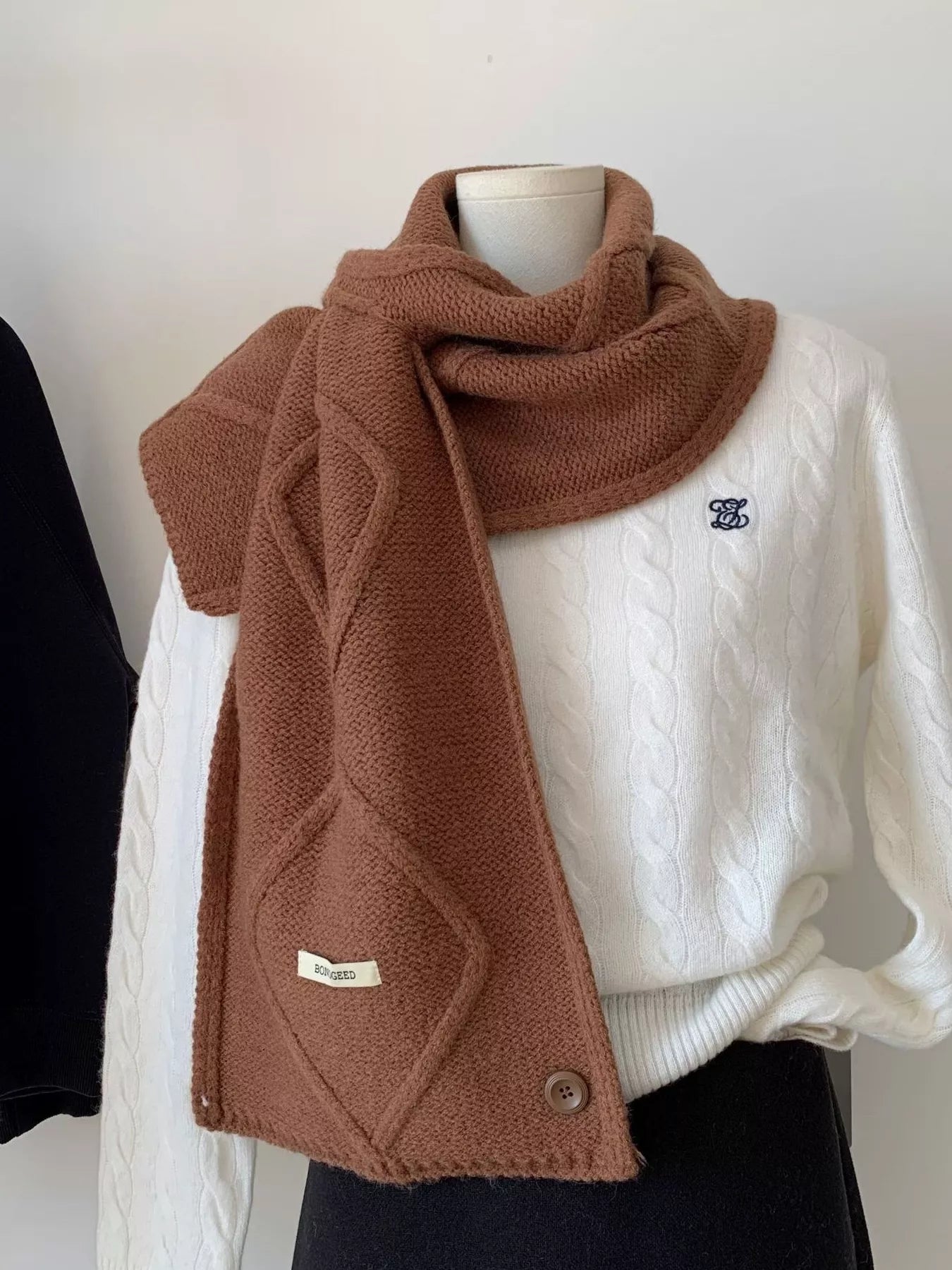 ab8d71f75b0a4339b50d01f1e4d37f55-Max-Origin