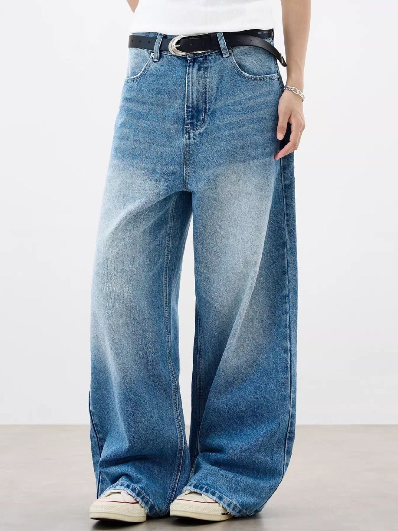 cfe68949-dce6-465b-9703-cdb161761156-Max