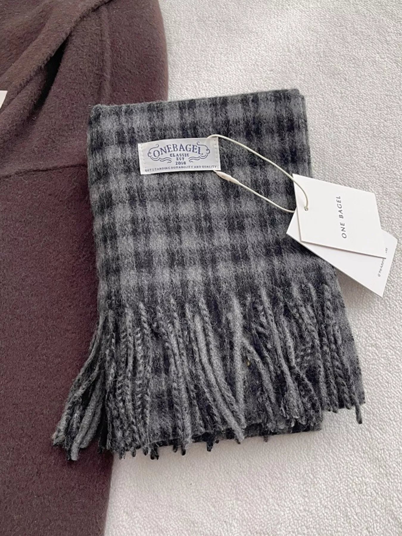 d694a2cdc2ef4b83b8a38f3bd8d30b87-Max-Origin