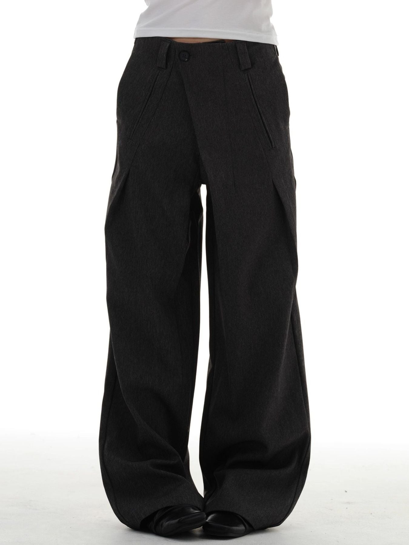 e40bf061-9580-4b70-9e99-49e1e884e497-Max