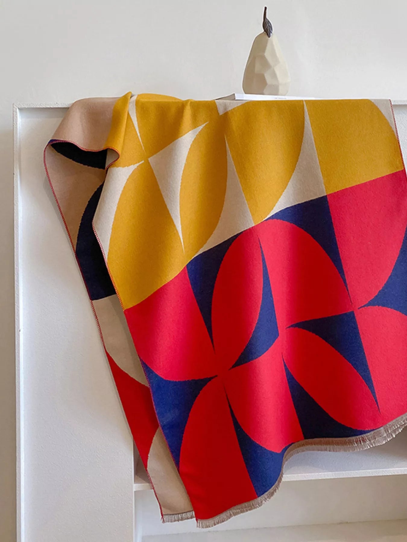 f5f7d71deee243abbd7d7f57c7e3d5f1-Max-Origin