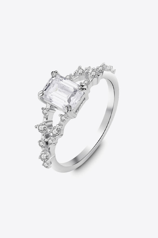 Moissanite 4-Prong Split Shank Ring